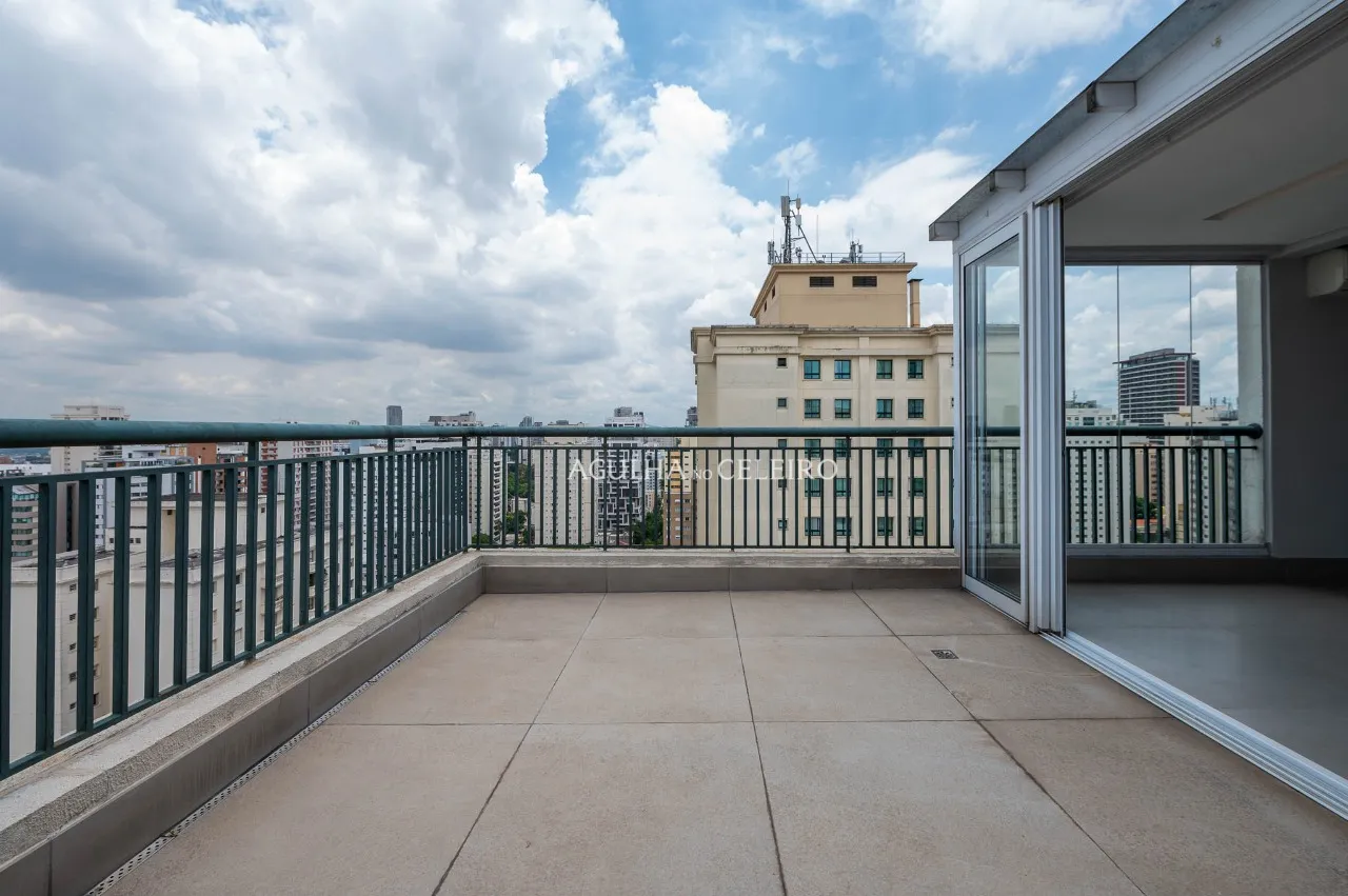 Cobertura com terraço amplo, vista livre e atmosfera de casa em Pinheiros – 21294 - 21294 (34)