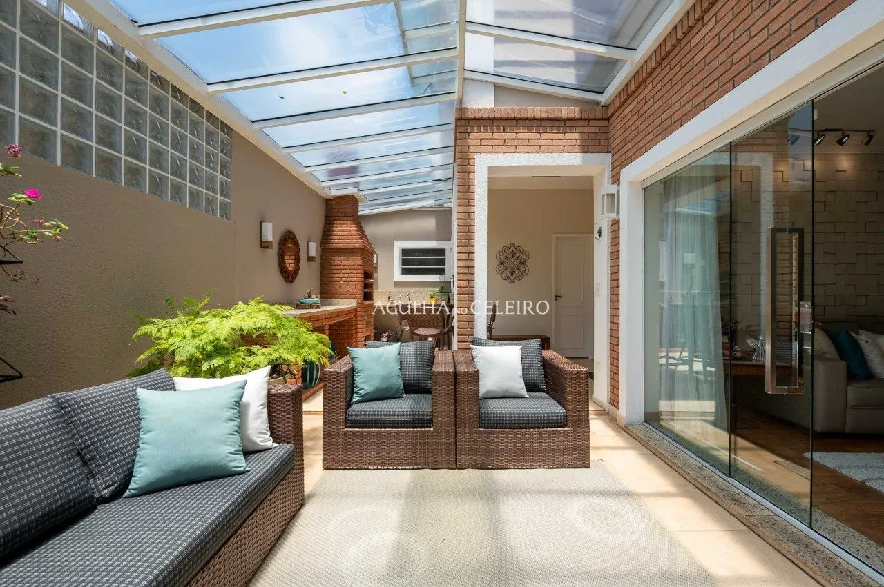 Casa com planta diferenciada no Brooklin – 21322