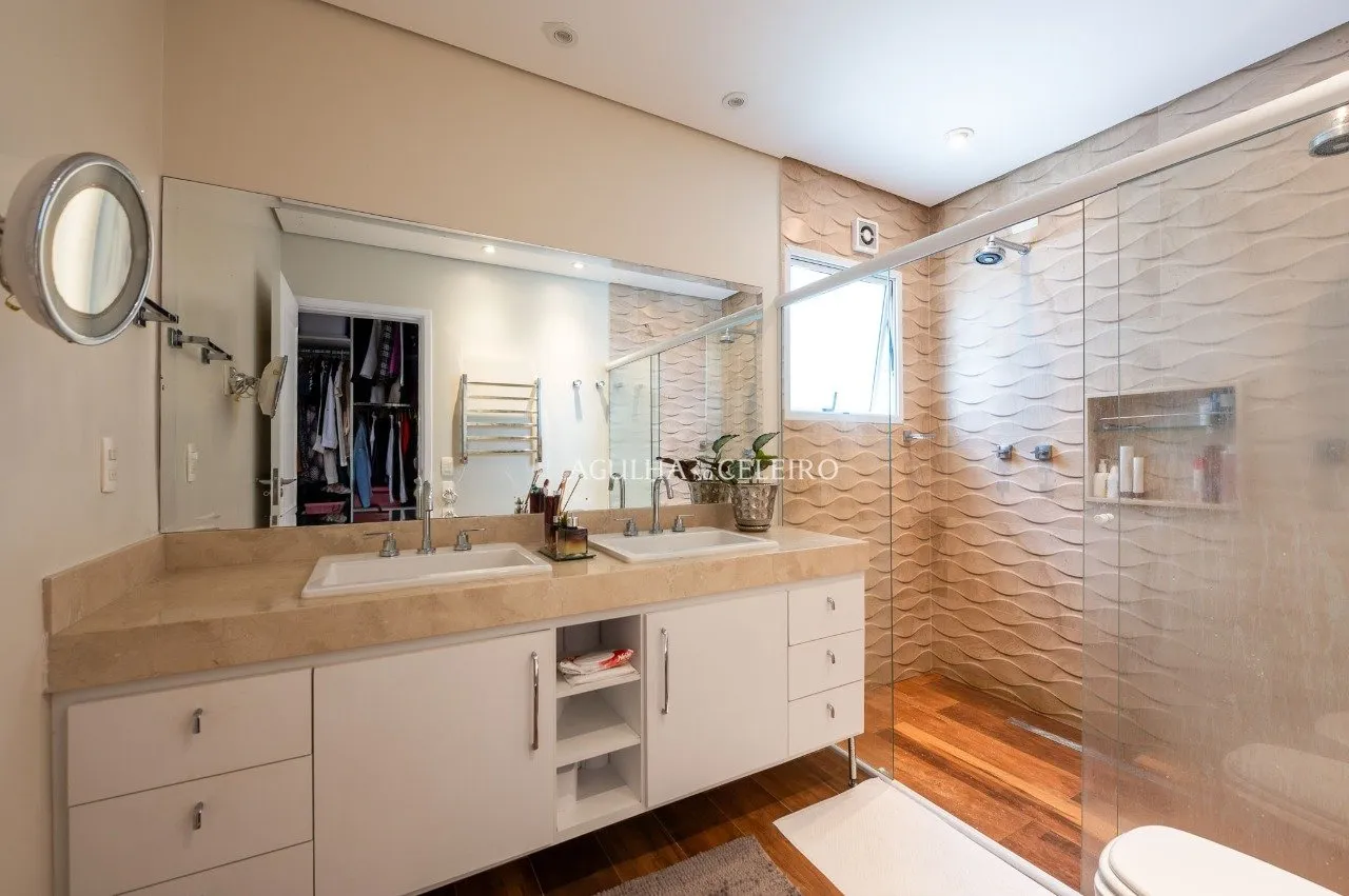 Casa com planta diferenciada no Brooklin – 21322