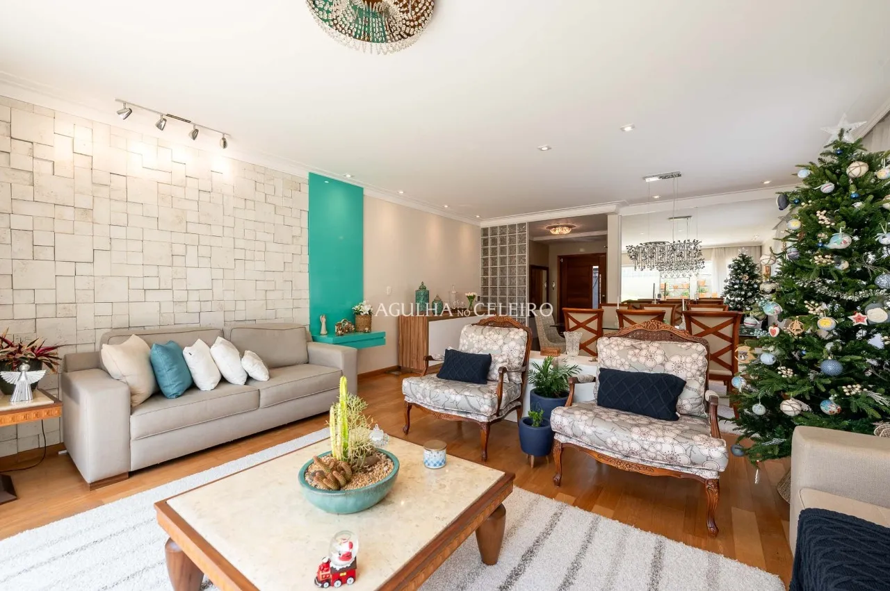 Casa com planta diferenciada no Brooklin – 21322