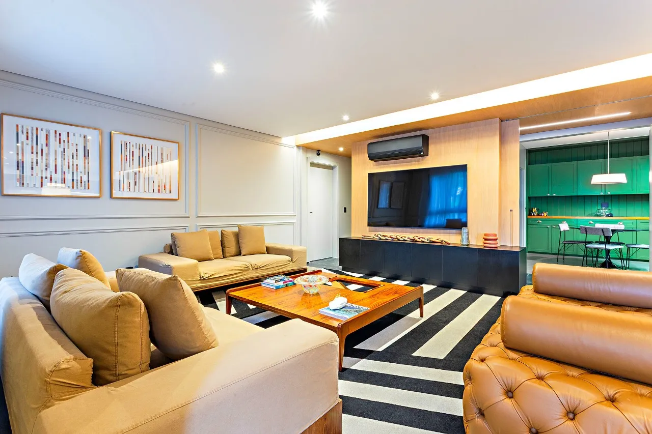 Apartamento reformado próximo ao Colégio São Luiz e Ibirapuera – 9159