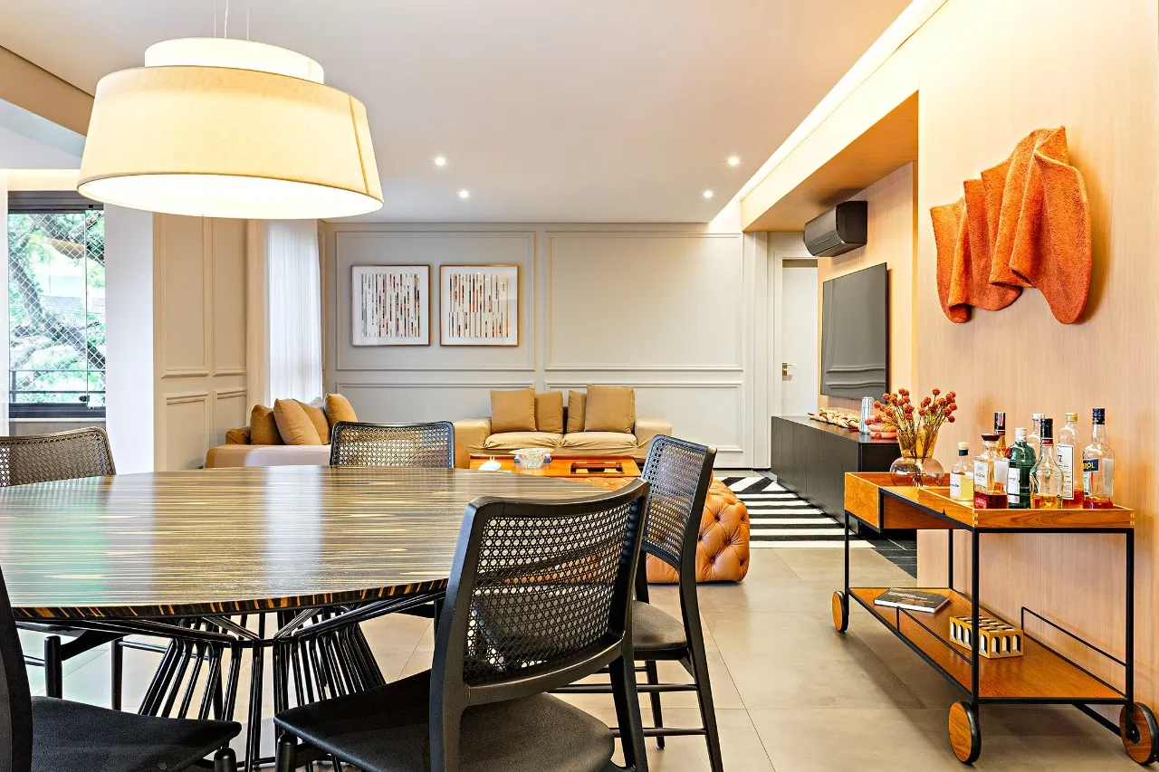 Apartamento reformado próximo ao Colégio São Luiz e Ibirapuera – 9159