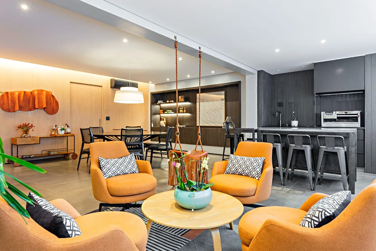 Apartamento reformado próximo ao Colégio São Luiz e Ibirapuera – 9159