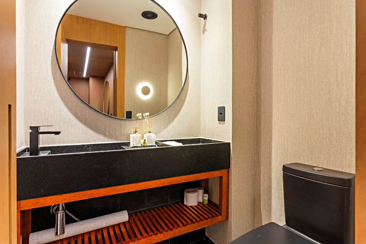 Apartamento reformado próximo ao Colégio São Luiz e Ibirapuera – 9159