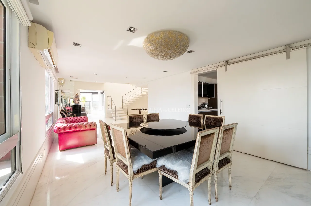 Cobertura a poucos passos do Parque do Ibirapuera – 9830