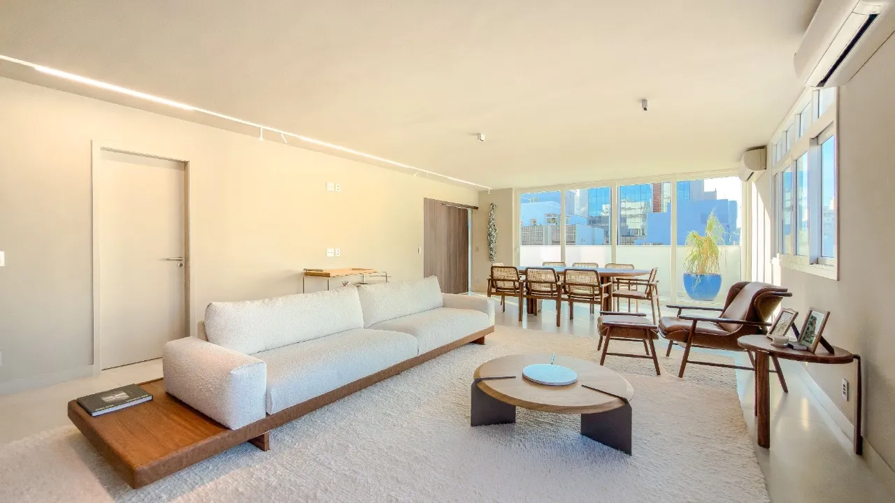 Belíssimo apartamento em andar alto na parte plana do Jardins, a poucos passos do Clube Paulistano e da Oscar Freire – AP8515