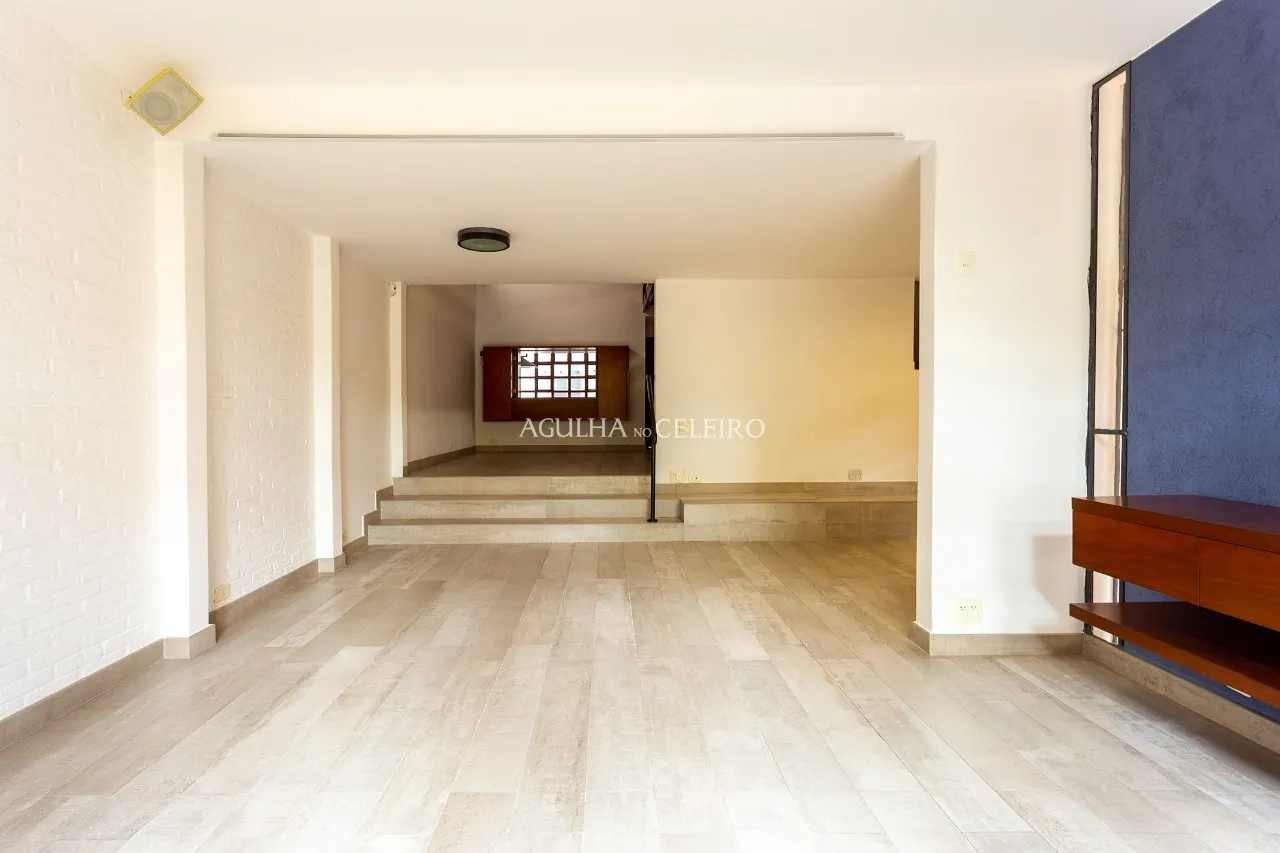 Charme, conforto em excelente localização na Vila Madalena. – 12798