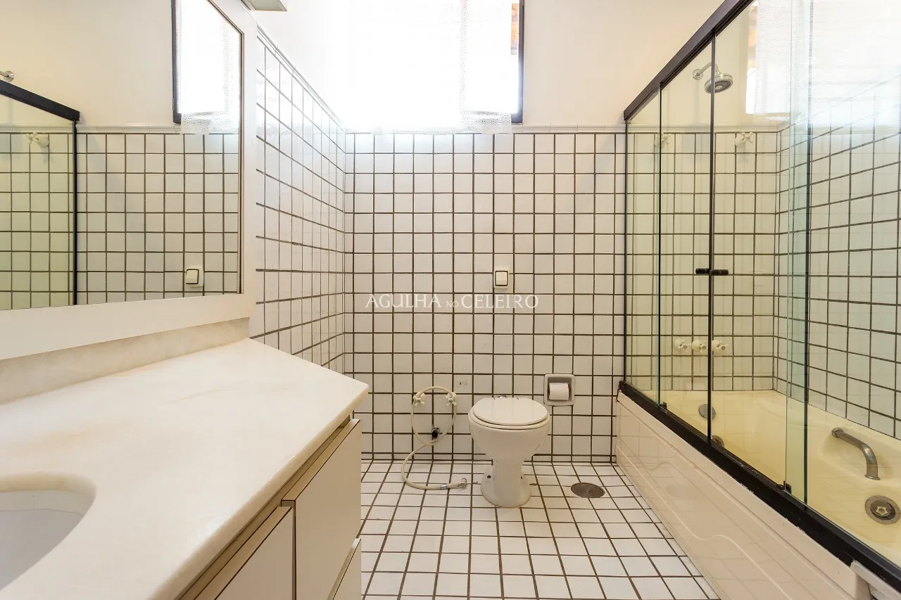 Charme, conforto em excelente localização na Vila Madalena. – 12798