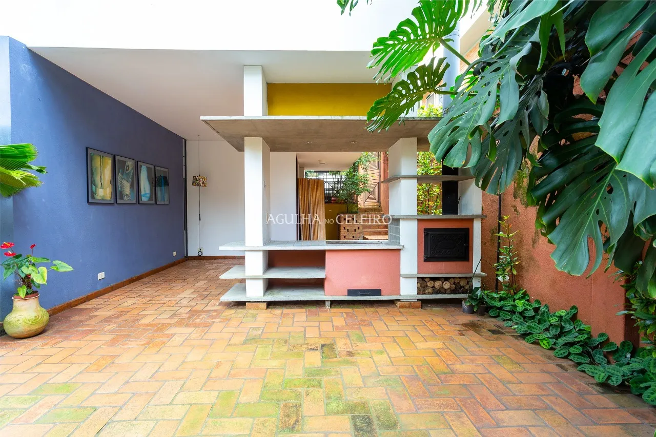 Charme, conforto em excelente localização na Vila Madalena. – 12798