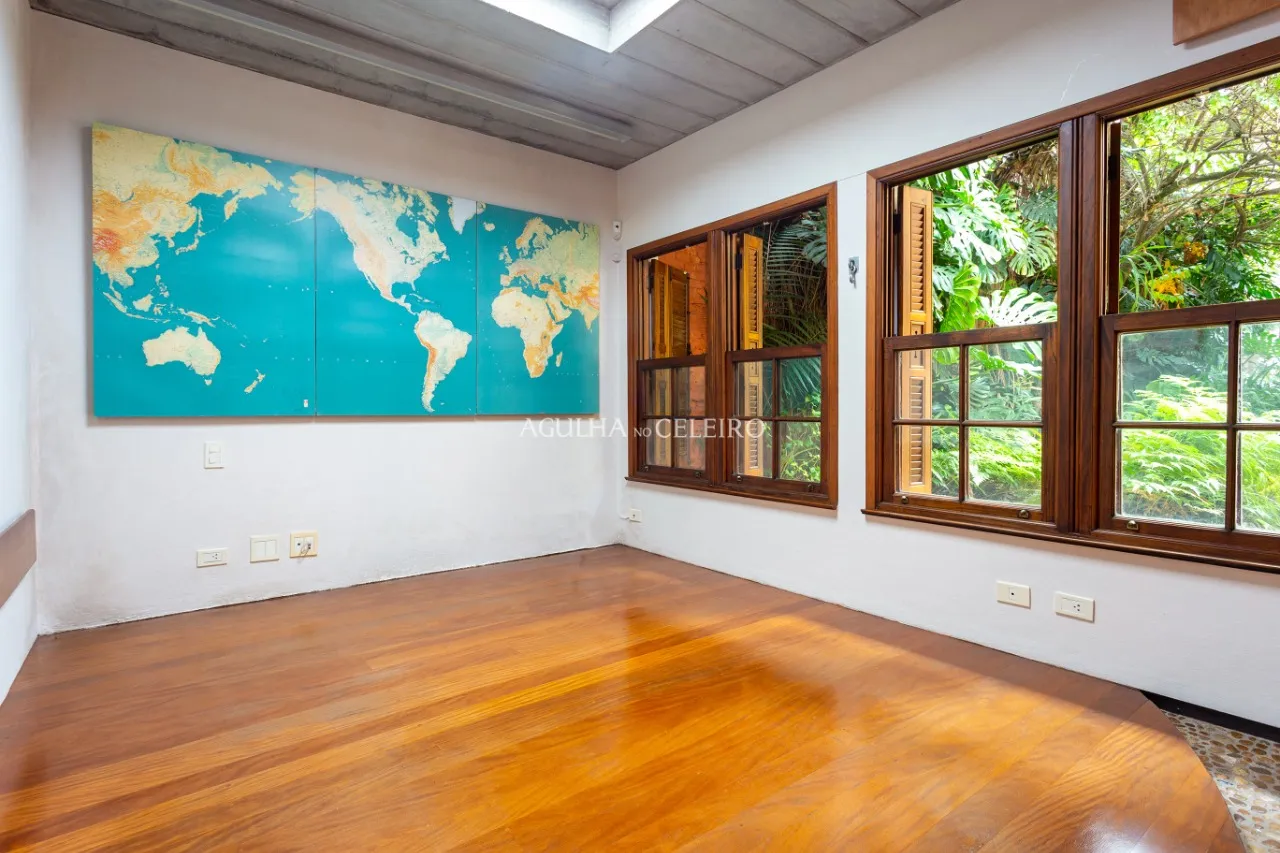 Charme, conforto em excelente localização na Vila Madalena. – 12798