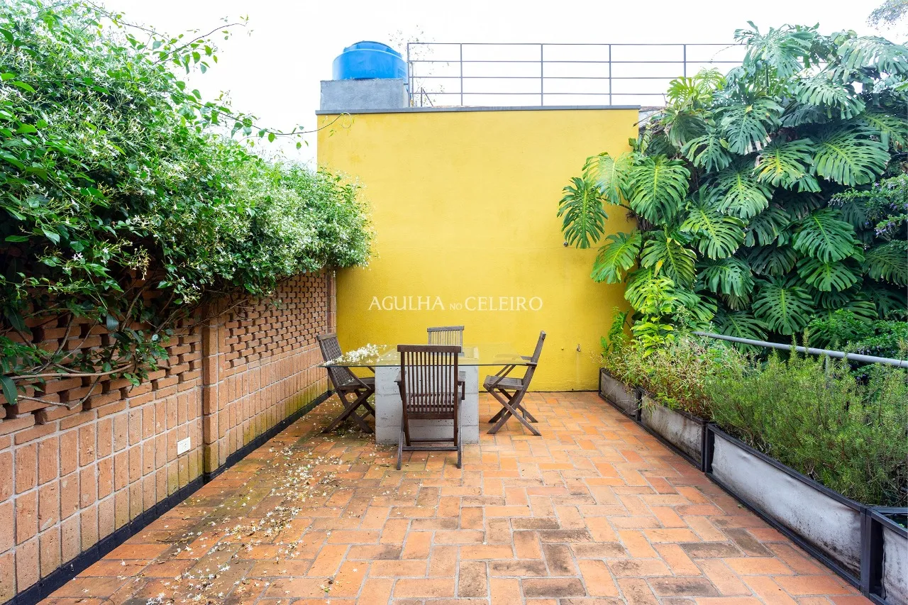 Charme, conforto em excelente localização na Vila Madalena. – 12798