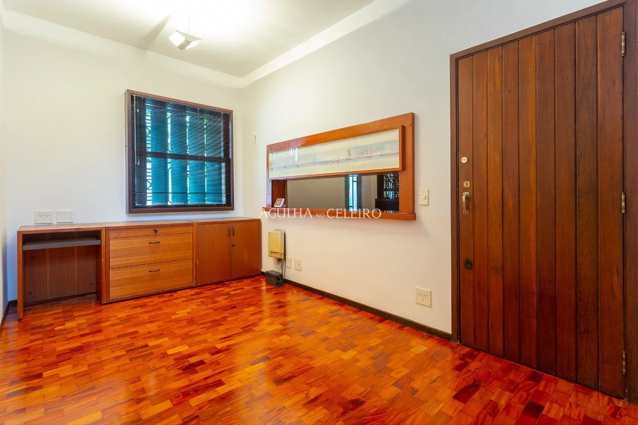 Charme, conforto em excelente localização na Vila Madalena. – 12798