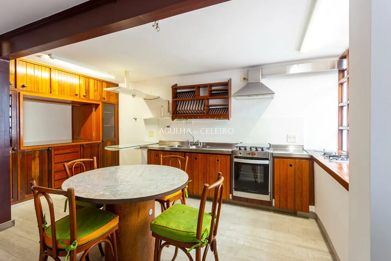 Charme, conforto em excelente localização na Vila Madalena. – 12798