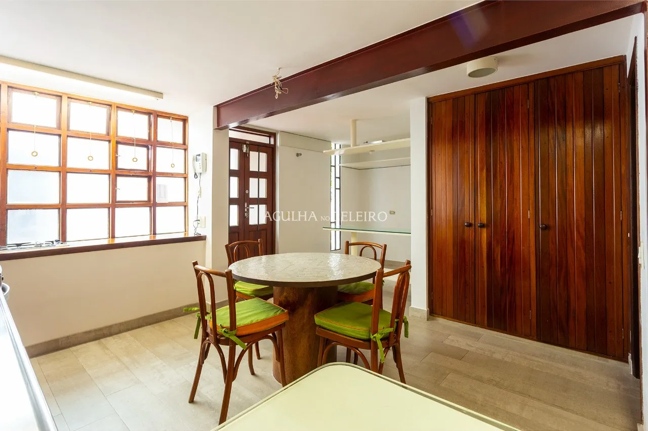 Charme, conforto em excelente localização na Vila Madalena. – 12798
