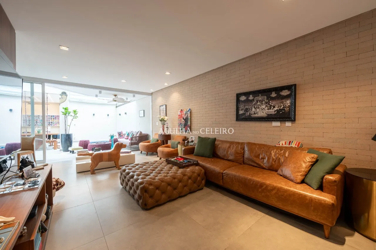 Casa de condomínio à venda em Cidade Jardim – 13692