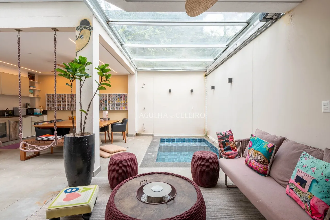 Casa de condomínio à venda em Cidade Jardim – 13692