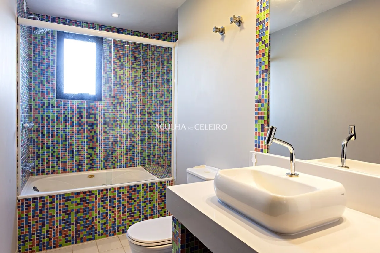 Apartamento um por andar para venda em Moema. – 16369 - Apartamento-a-venda-Moema-Agulha-No-Celeiro3697