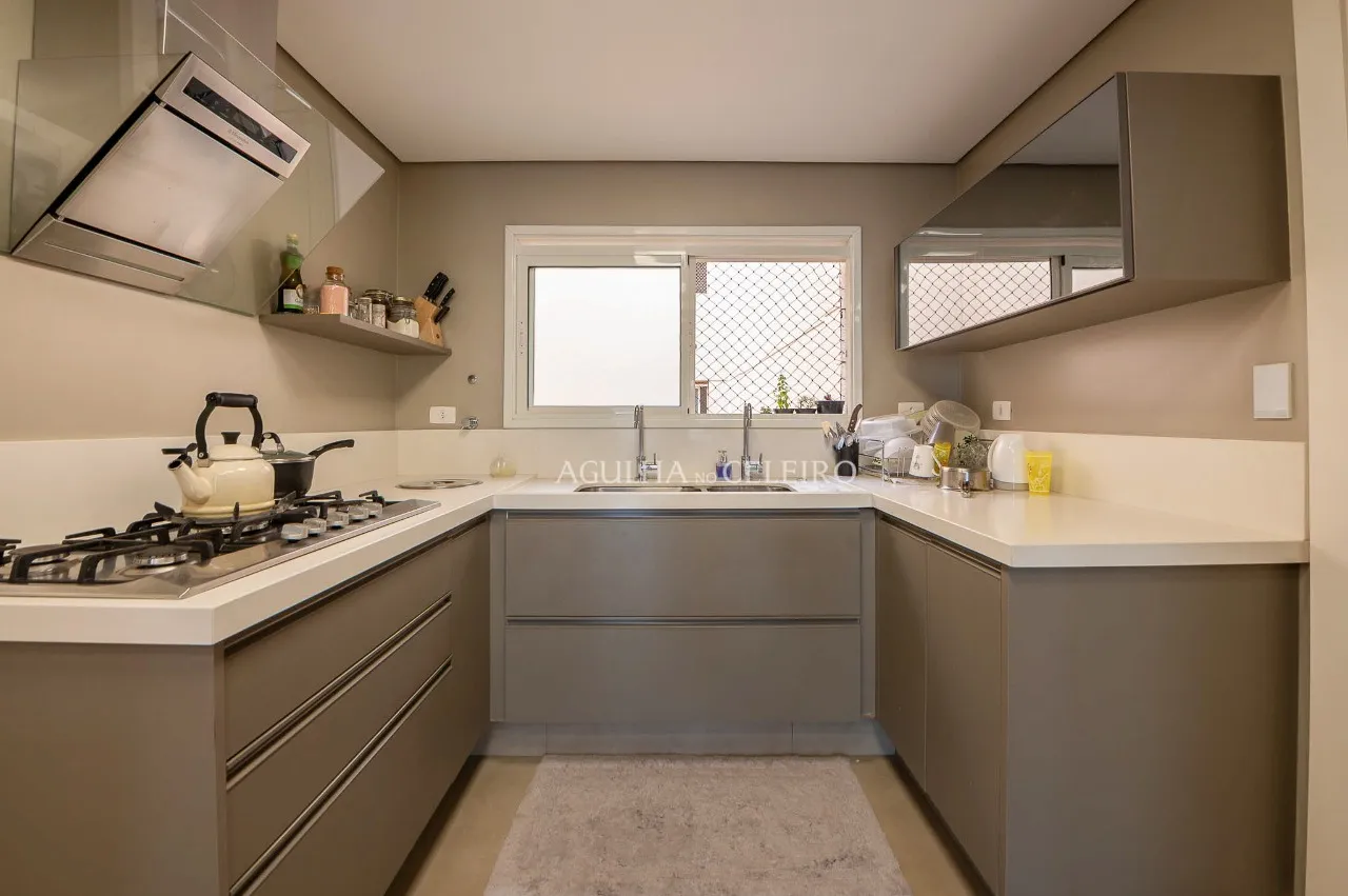 Apartamento impecável no Alto de Pinheiros. – 17249