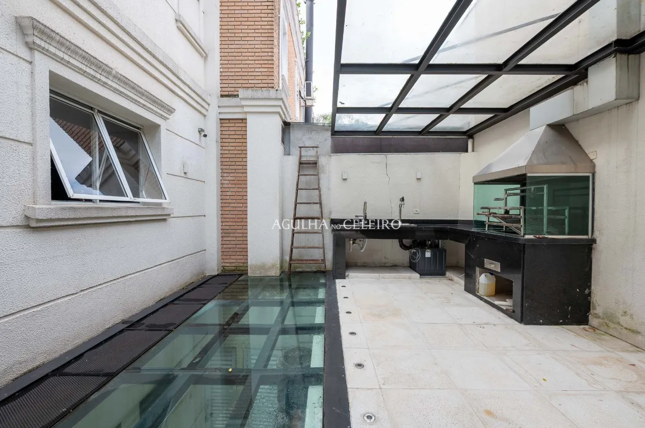 Casa de condomínio com jardim, piscina e terraço à venda no Brooklin Novo. – 17897