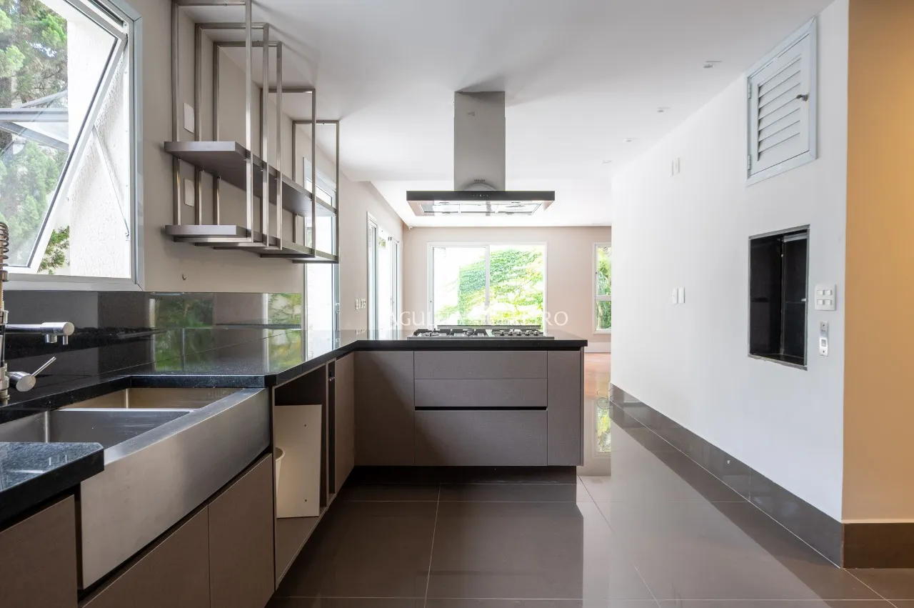 Casa de condomínio com jardim, piscina e terraço à venda no Brooklin Novo. – 17897