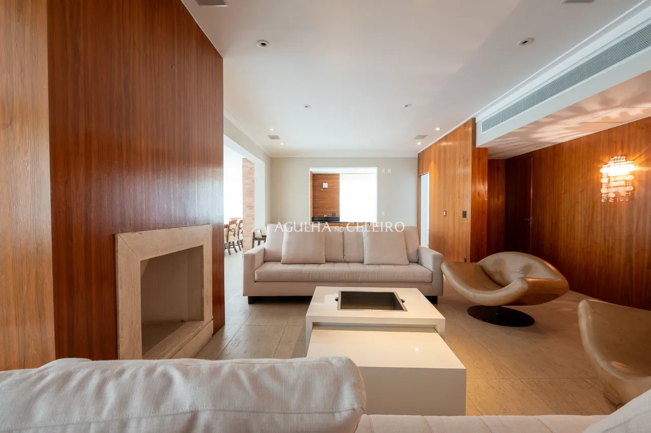 Um imóvel único, que combina espaço, elegância e localização privilegiada. – 19102