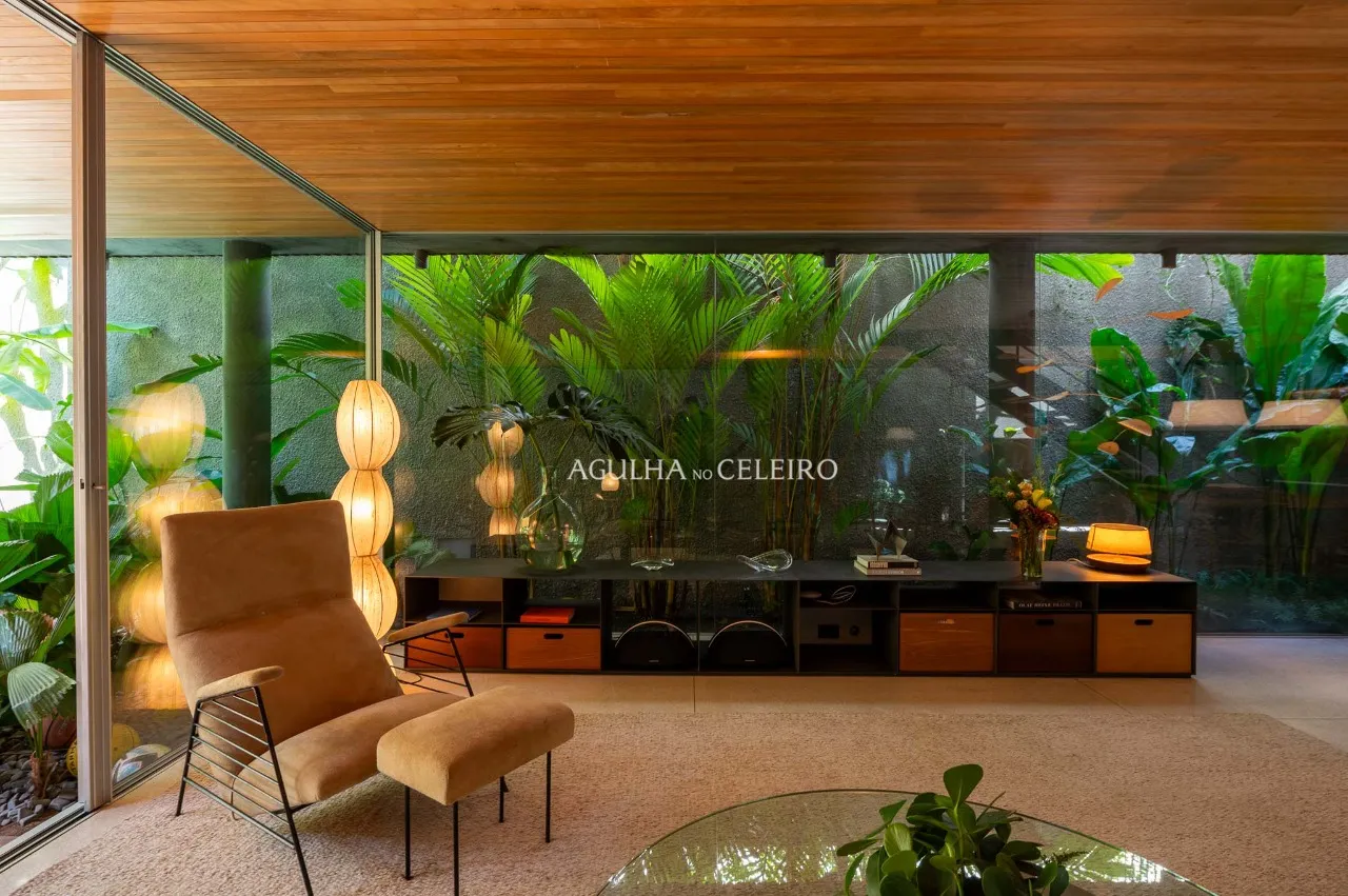Casa no miolo do Jardim Paulistano – 20374