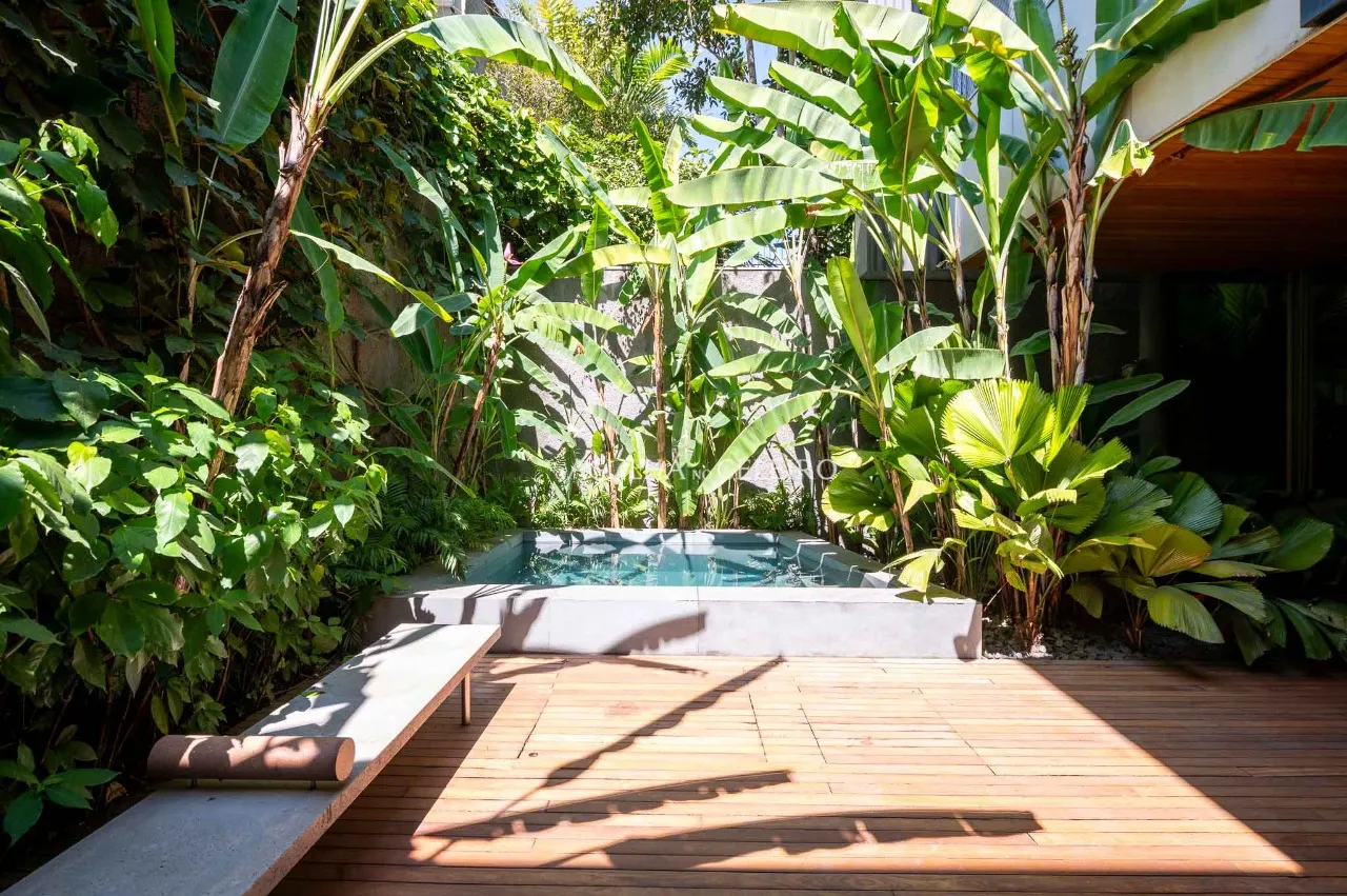 Casa no miolo do Jardim Paulistano – 20374