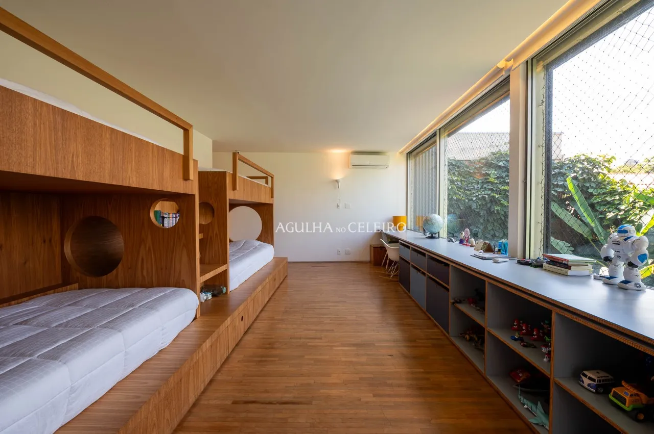 Casa no miolo do Jardim Paulistano – 20374