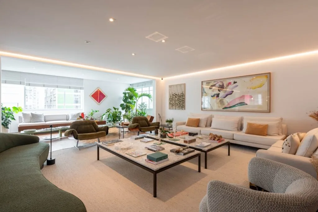 Apartamento super reformado à venda no Jardim América – 20762