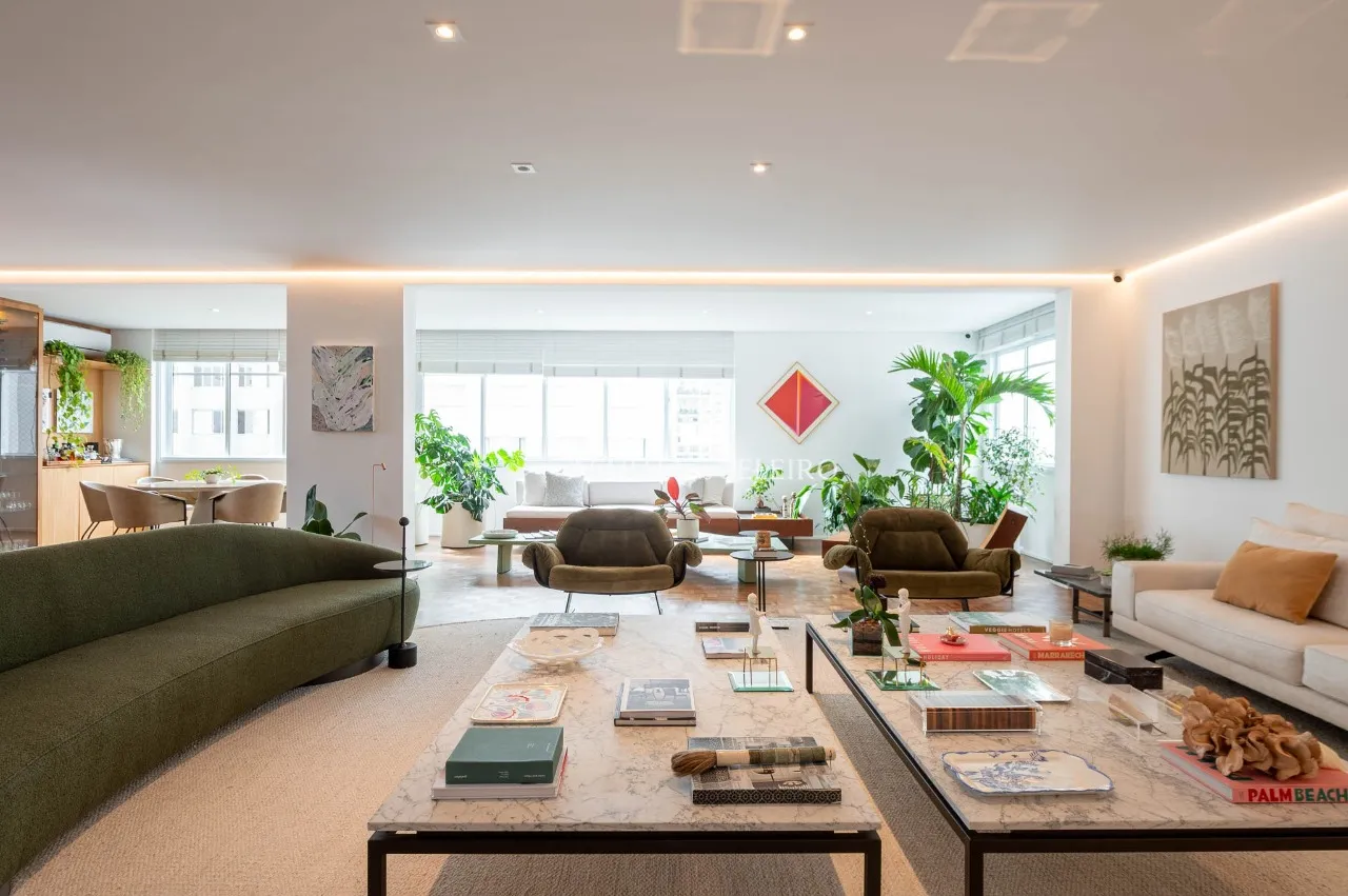 Apartamento super reformado à venda no Jardim América – 20762