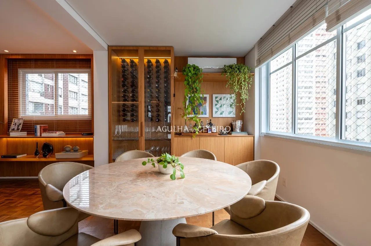 Apartamento super reformado à venda no Jardim América – 20762