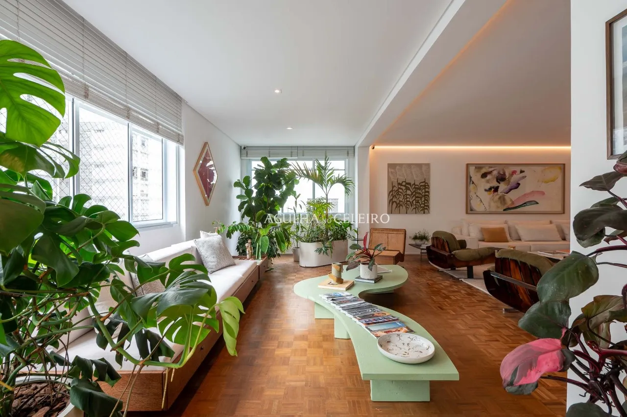 Apartamento super reformado à venda no Jardim América – 20762