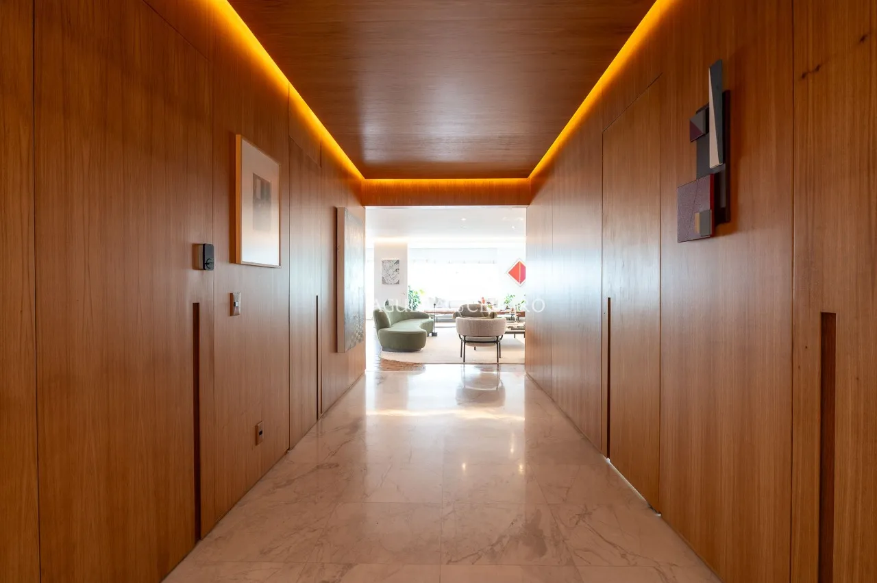 Apartamento super reformado à venda no Jardim América – 20762