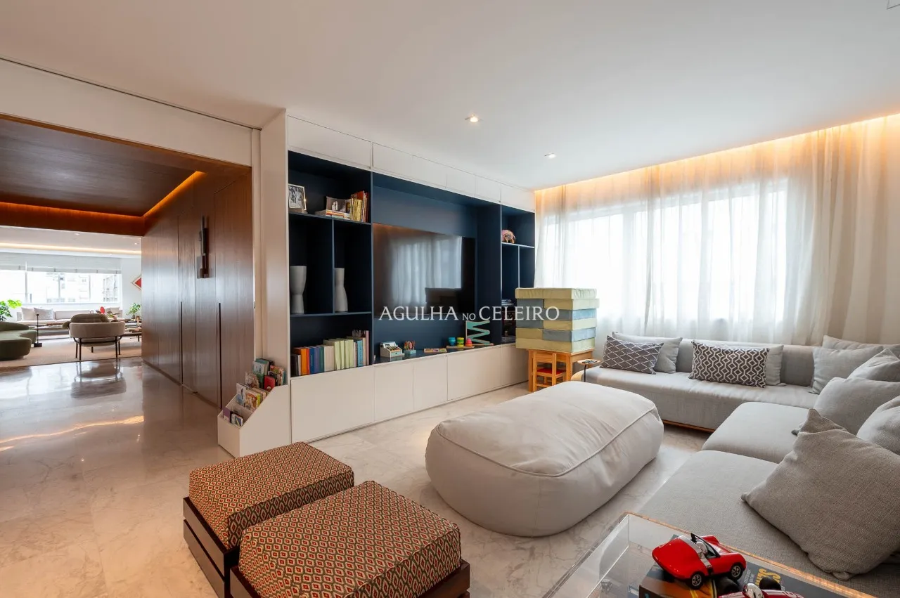 Apartamento super reformado à venda no Jardim América – 20762