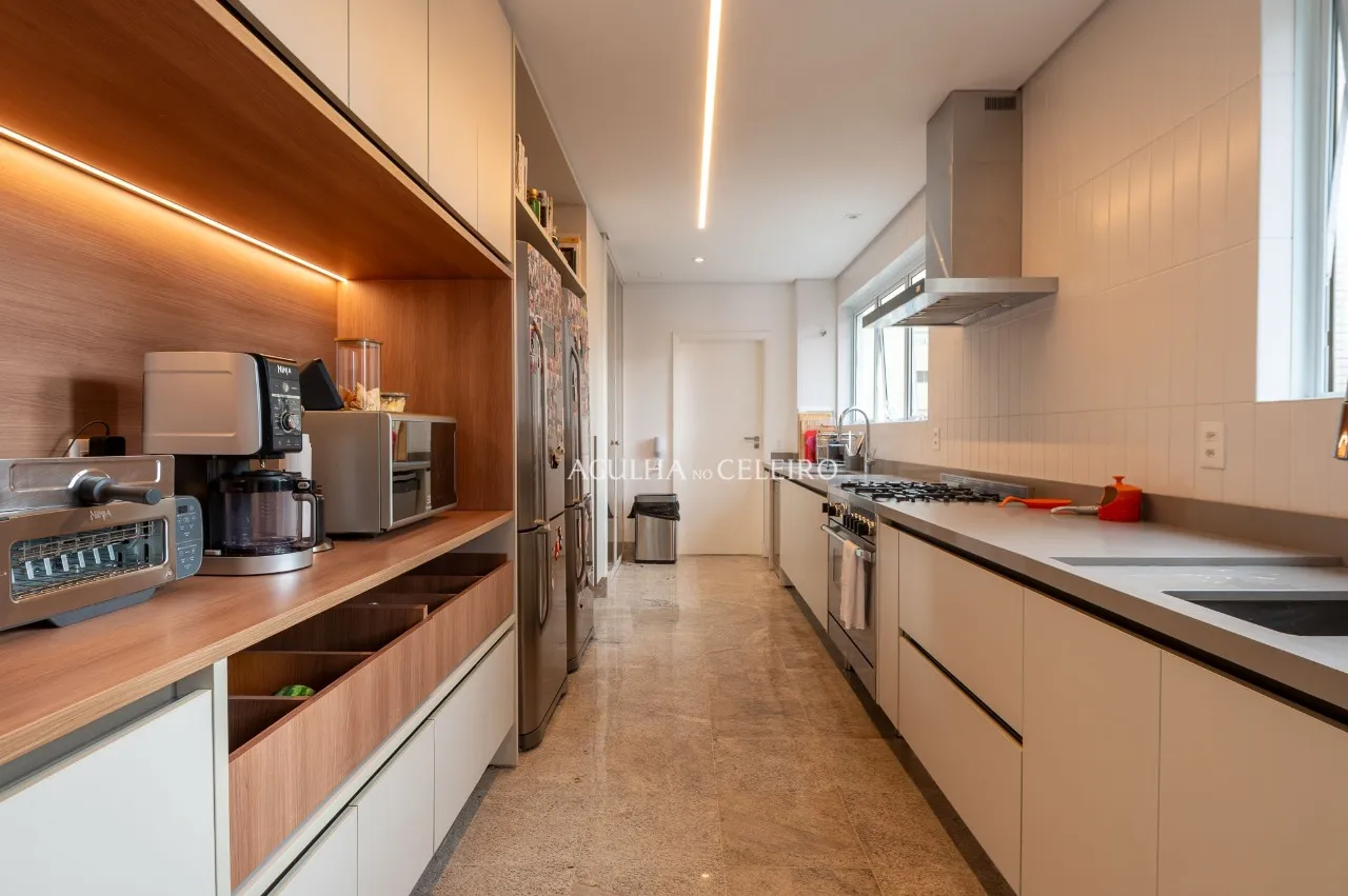 Apartamento super reformado à venda no Jardim América – 20762