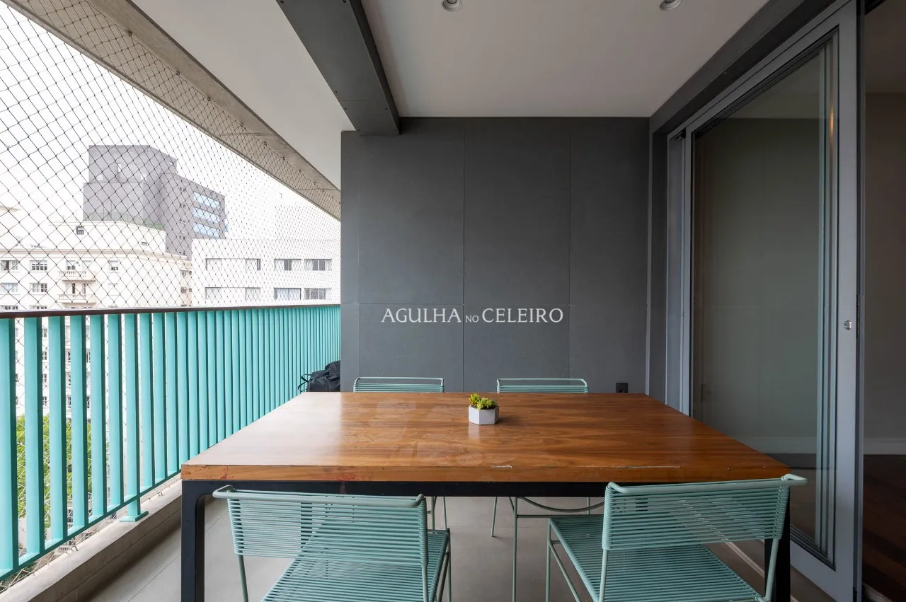 Apartamento em prédio novo à venda em Moema Pássaros. – 20784