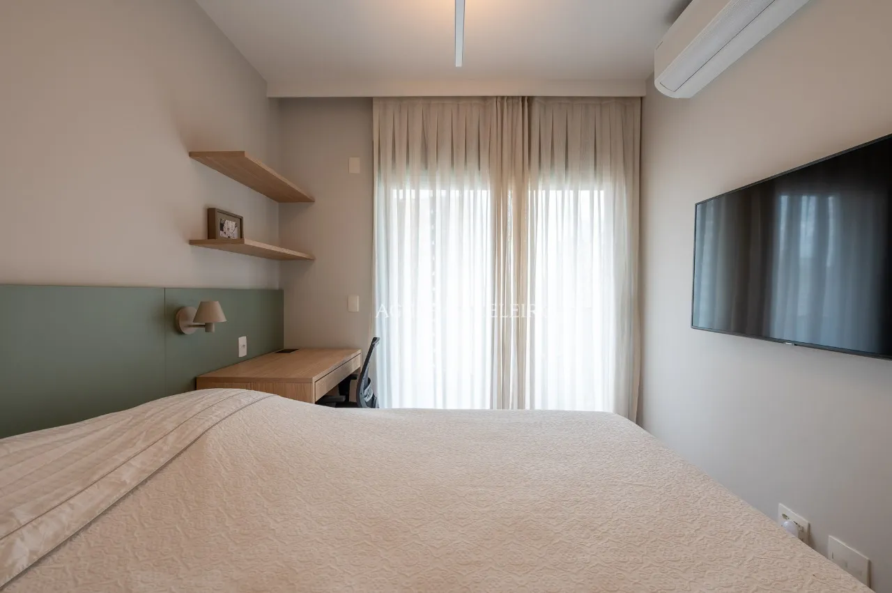 Apartamento em prédio novo à venda em Moema Pássaros. – 20784