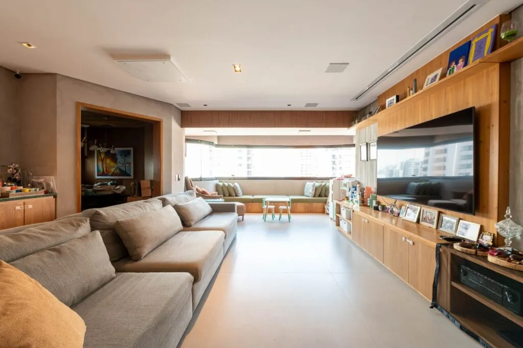 Apartamento reformado à venda em Moema. – 21069