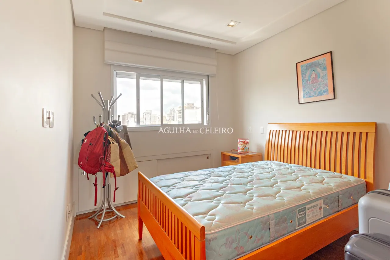 Apartamento à venda em Moema, vista para o Parque Ibirapuera. – 21231