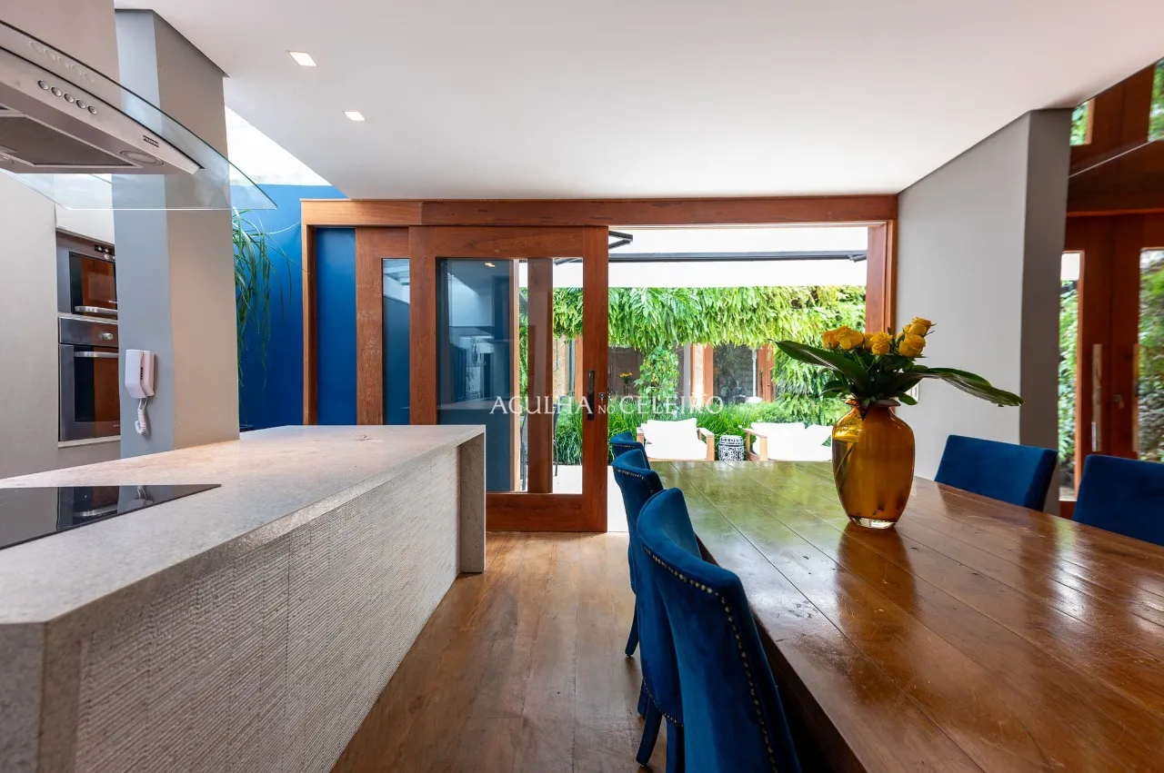 Raridade: Casa em condomínio à venda no Alto de Pinheiros – 21319
