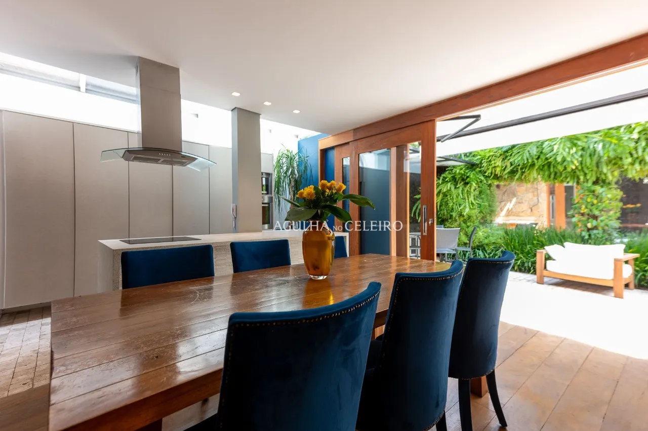 Raridade: Casa em condomínio à venda no Alto de Pinheiros – 21319