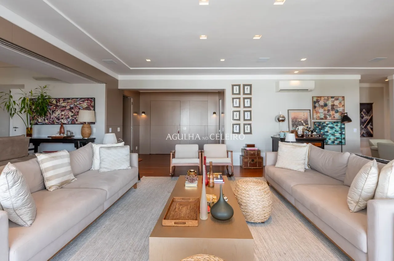 Sofisticação, conforto e vista deslumbrante em localização privilegiada. – 21330