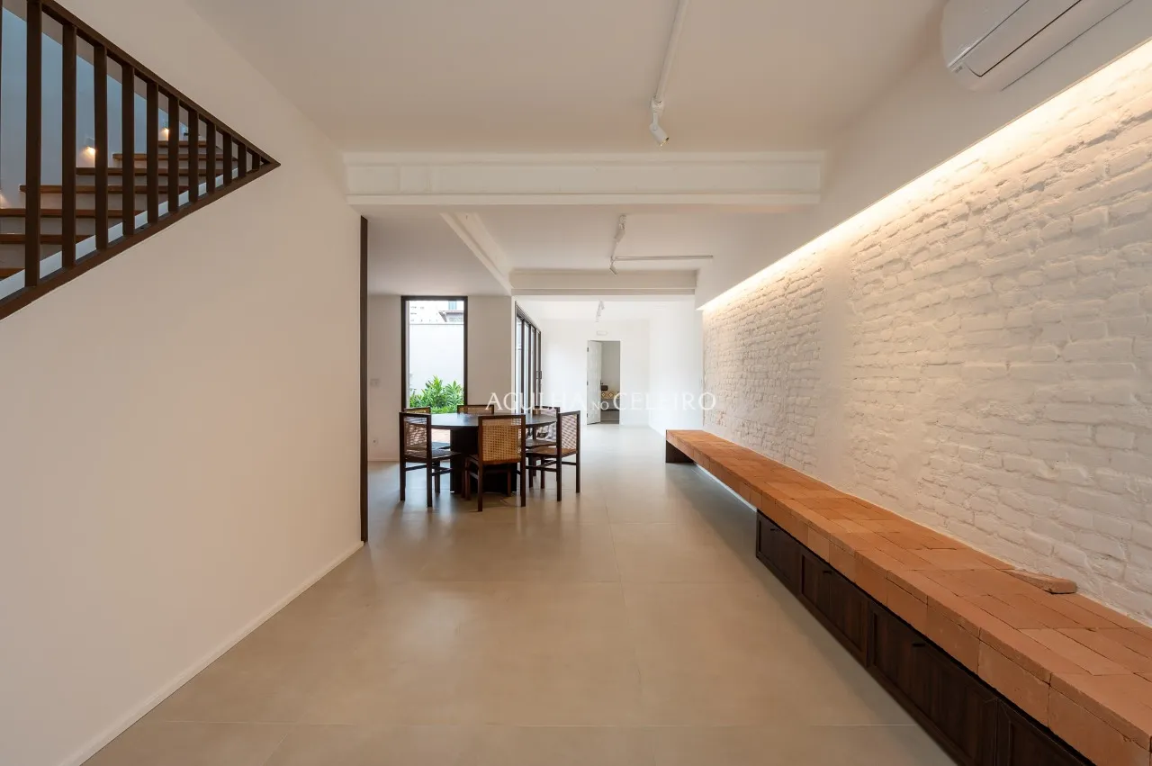 Casa de vila impecável para locação na Vila Nova Conceição – 21333