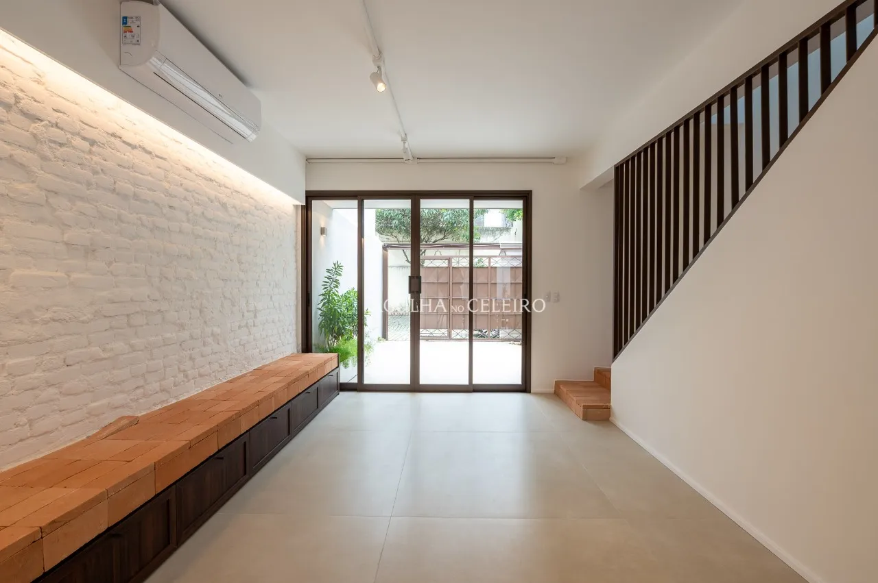 Casa de vila impecável para locação na Vila Nova Conceição – 21333