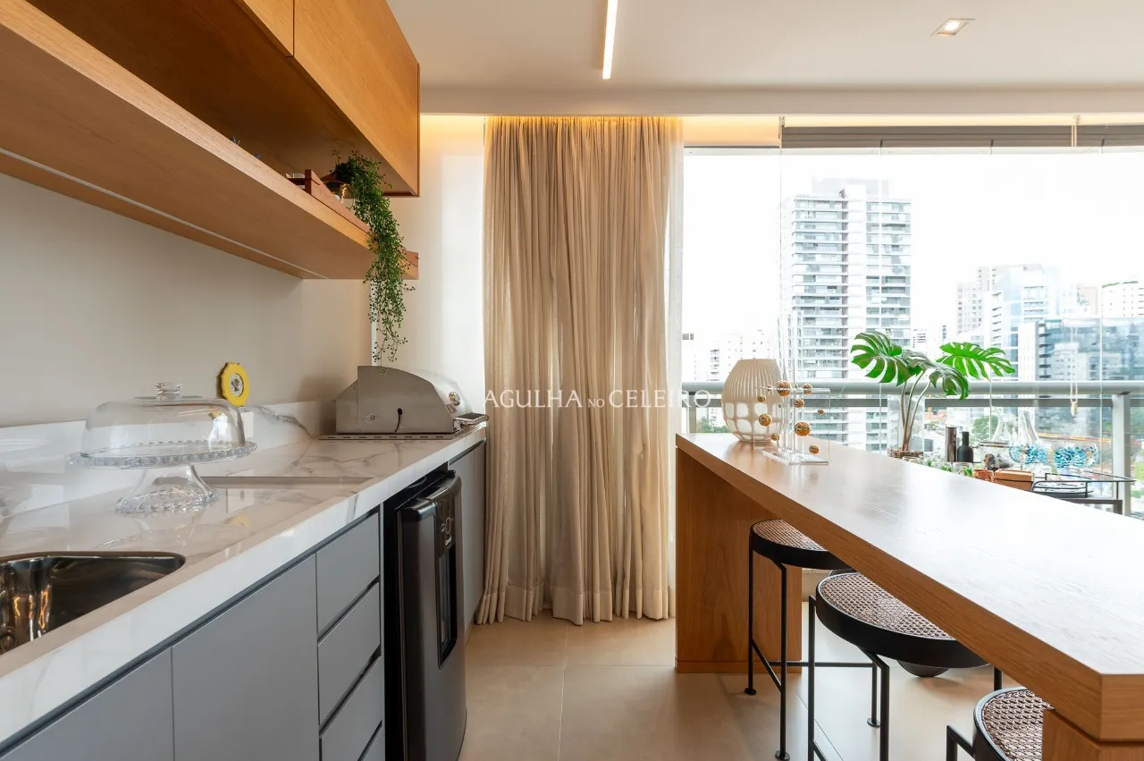 Um apartamento irretocável e mobiliado no Itaim – 21340