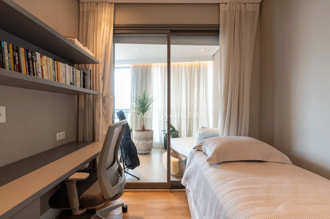 Um apartamento irretocável e mobiliado no Itaim – 21340