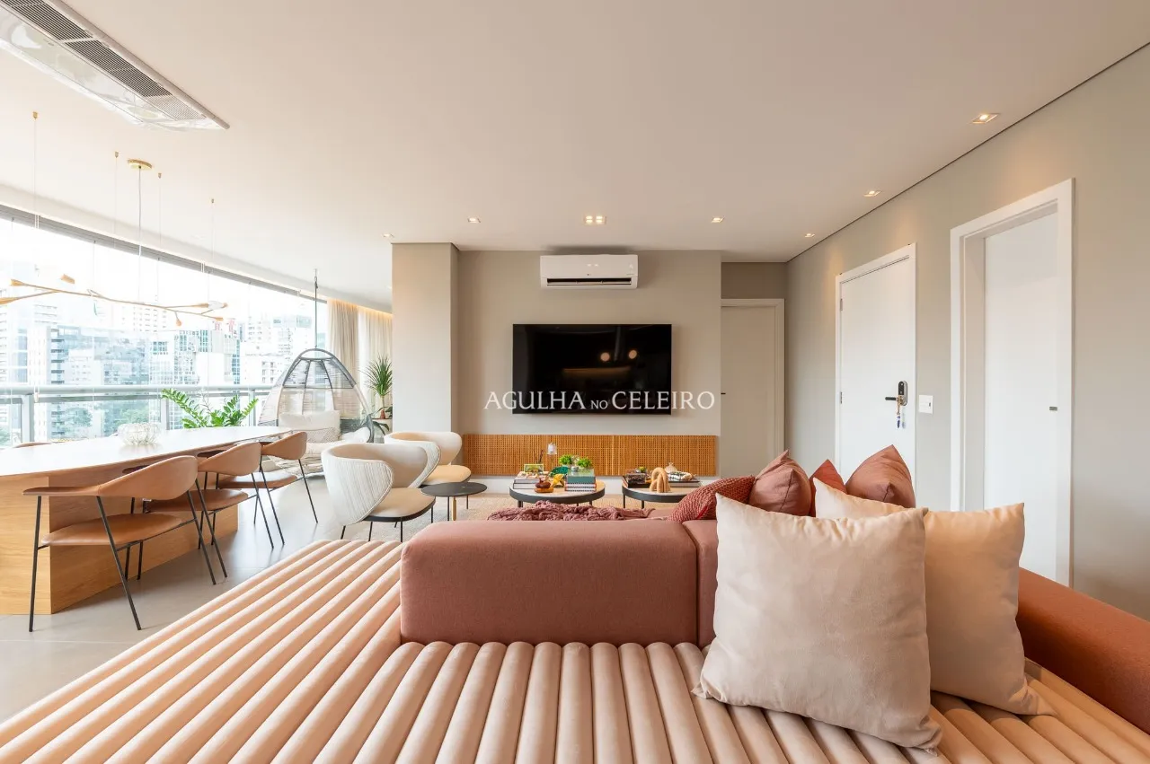 Um apartamento irretocável e mobiliado no Itaim – 21340