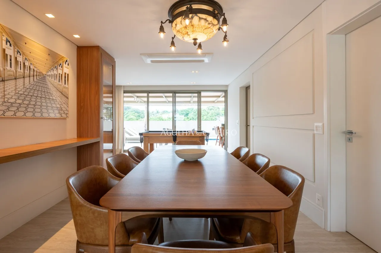 Há imóveis que são especiais, como este garden incrível vendido mobiliado ao lado do Parque Ibirapuera. – 21342