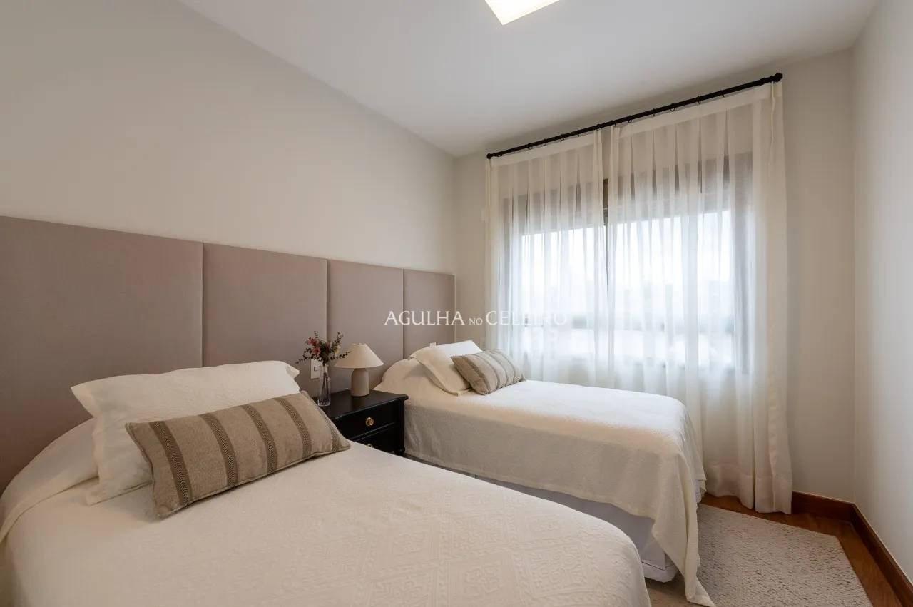 Há imóveis que são especiais, como este garden incrível vendido mobiliado ao lado do Parque Ibirapuera. – 21342