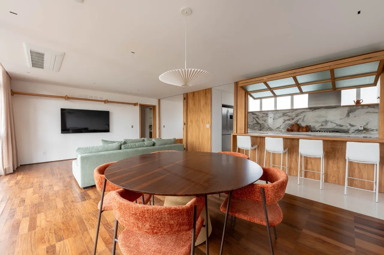 Apartamento reformado à venda em Pinheiros – 21347